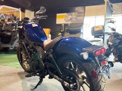 2025 Honda Rebel 500 ABS SE - Photo 4