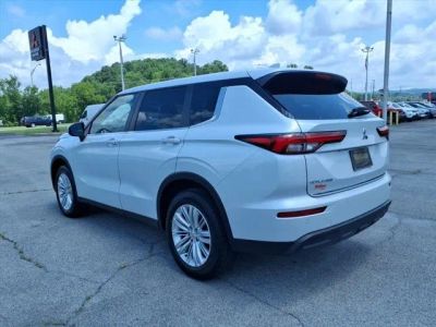 2024 Mitsubishi Outlander — rear three-quarter view