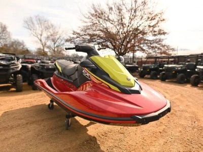 2024 Yamaha EX® Deluxe — front three-quarter view