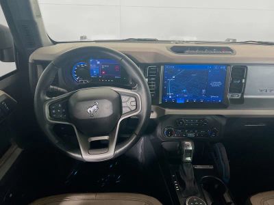 2022 Ford Bronco — photo 18 view
