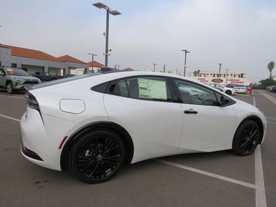 2026 Toyota Prius Plug-in Hybrid - Photo 11