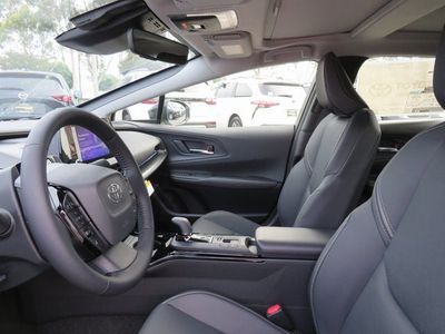 2026 Toyota Prius Plug-in Hybrid - Photo 15