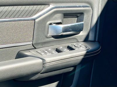 2026 Ram 2500 — photo 18 view