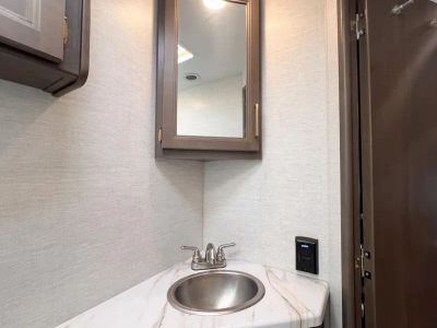 2024 Thor Motor Coach CHATEAU - Photo 20