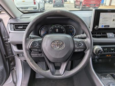 2024 Toyota RAV4 Hybrid — photo 11 view