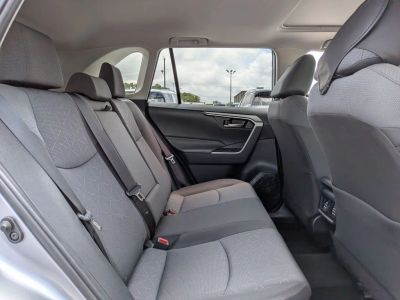2024 Toyota RAV4 Hybrid — photo 24 view