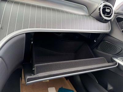 2026 Mercedes-Benz GLC — photo 29 view