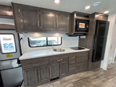 2026 Jayco Redhawk SE - Photo 10