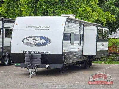 2025 Cherokee Grey Wolf 29QB — photo 10 view