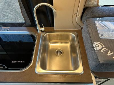 2027 Winnebago SOLIS POCKET — photo 12 view