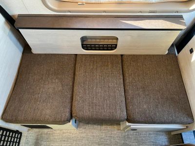 2027 Winnebago SOLIS POCKET — photo 7 view