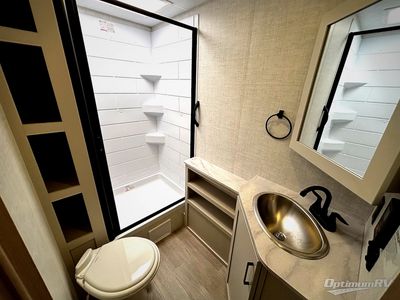 2026 Ember RV E-Series - Photo 13