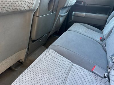 2010 Toyota Tundra - Photo 4