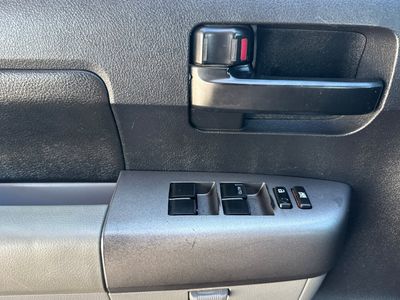 2010 Toyota Tundra - Photo 12