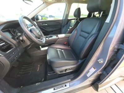2023 Nissan Rogue — photo 13 view