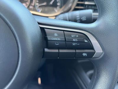 2025 Mazda CX-30 — photo 17 view