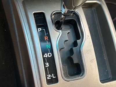 2015 Toyota Tacoma - Photo 16