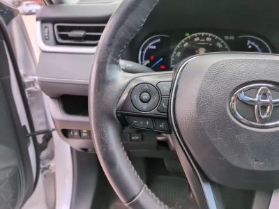 2025 Toyota RAV4 Hybrid - Photo 16