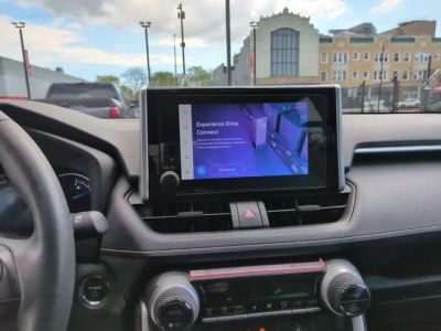2025 Toyota RAV4 Hybrid - Photo 19