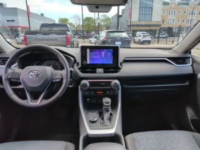 2025 Toyota RAV4 Hybrid - Photo 11