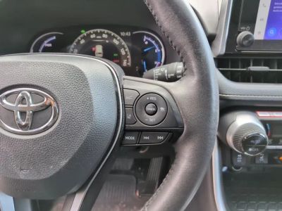 2025 Toyota RAV4 Hybrid - Photo 17