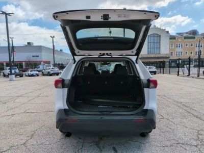 2025 Toyota RAV4 Hybrid - Photo 12