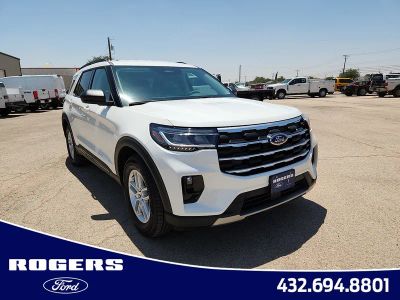 2026 Ford Explorer Active w/200A Pkg in Star White Metallic Tri-Coat — front three-quarter view