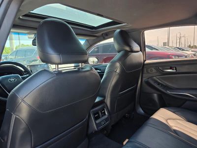2021 Toyota Avalon — photo 18 view