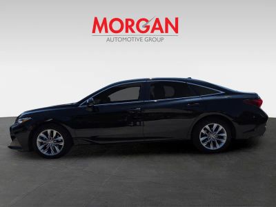 2021 Toyota Avalon — engine compartment view