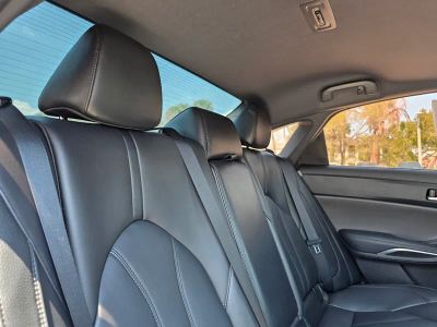 2021 Toyota Avalon — photo 14 view
