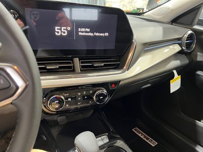 2026 Chevrolet Trax - Photo 13