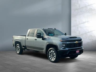 2026 Chevrolet Silverado 2500HD — photo 8 view