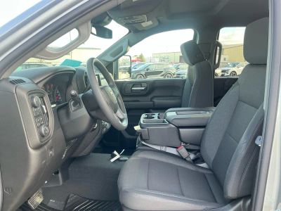 2026 Chevrolet Silverado 2500HD — photo 10 view