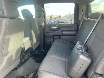 2026 Chevrolet Silverado 2500HD — photo 17 view