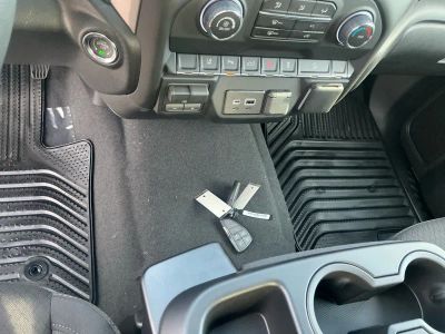 2026 Chevrolet Silverado 2500HD — photo 13 view