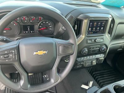 2026 Chevrolet Silverado 2500HD — photo 15 view