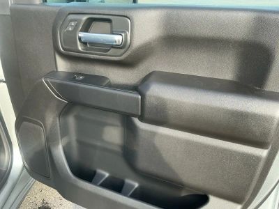 2026 Chevrolet Silverado 2500HD — photo 21 view