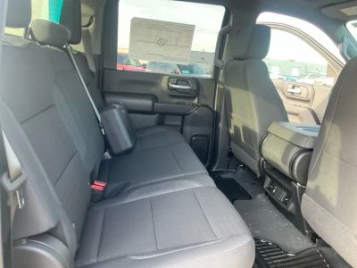 2026 Chevrolet Silverado 2500HD — photo 19 view
