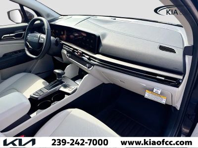 2026 Kia Sportage — photo 11 view