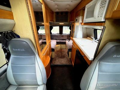2006 Roadtrek Roadtrek — interior view