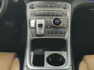 2023 Hyundai Santa Fe — photo 21 view