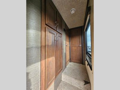 2015 Keystone RV Fuzion - Photo 8