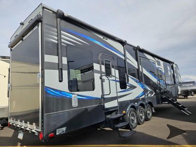 2015 Keystone RV Fuzion - Photo 5