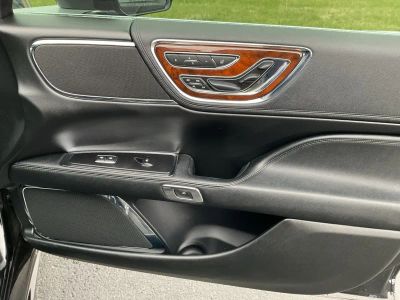 2019 Lincoln Continental — photo 21 view