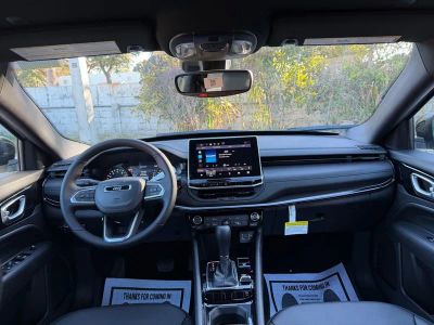 2026 Jeep Compass — photo 30 view