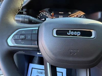 2026 Jeep Compass — photo 17 view