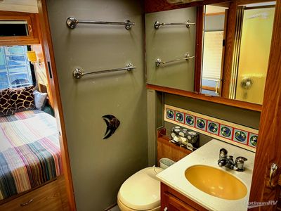 2004 Airstream Land Yacht - Photo 15
