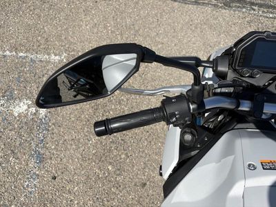 2025 Yamaha MT-03 - Photo 12