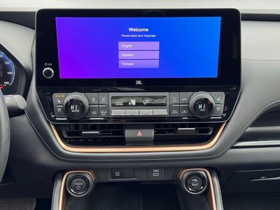 2024 Toyota Grand Highlander Hybrid MAX Limited — photo 21 view