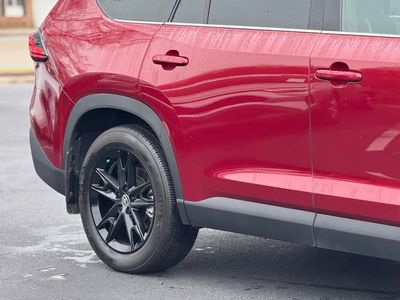 2024 Toyota Grand Highlander Hybrid MAX Limited — photo 9 view